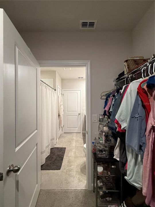 En Venta: $300,000 (3 camas, 2 baños, 1624 Pies cuadrados)