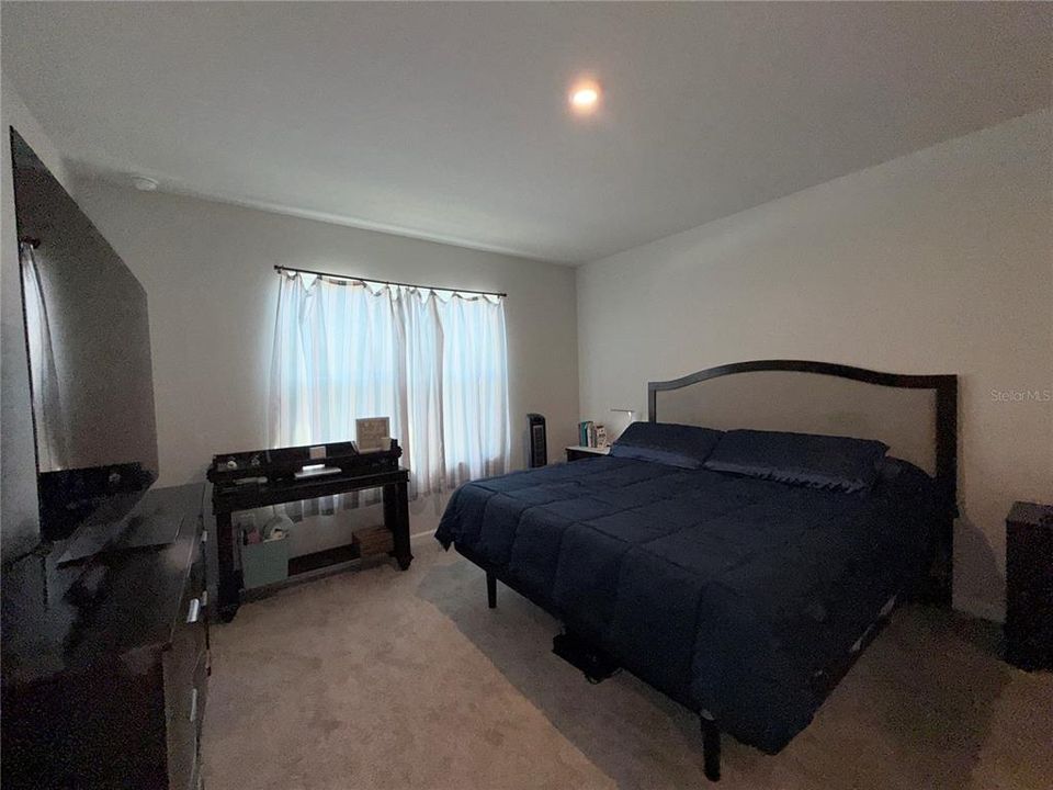 En Venta: $300,000 (3 camas, 2 baños, 1624 Pies cuadrados)