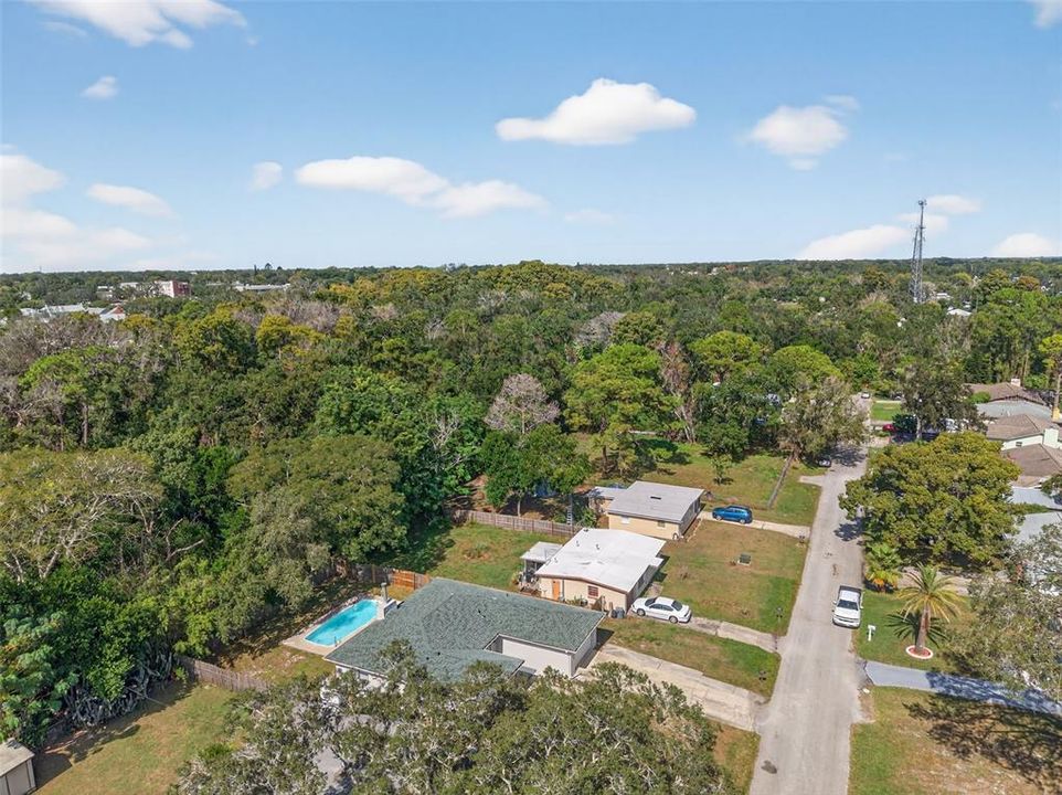 На продажу: $310,000 (2 спален, 2 ванн, 1335 Квадратных фут)