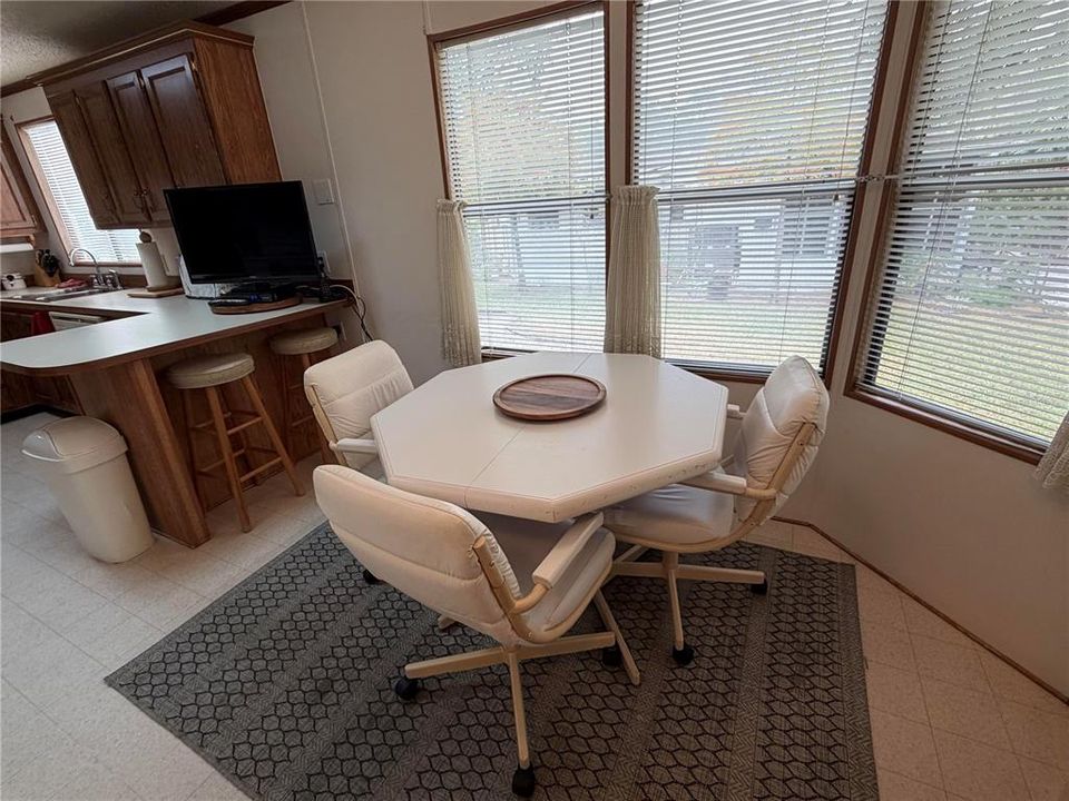 待售: $219,900 (3 贝兹, 2 浴室, 1512 平方英尺)