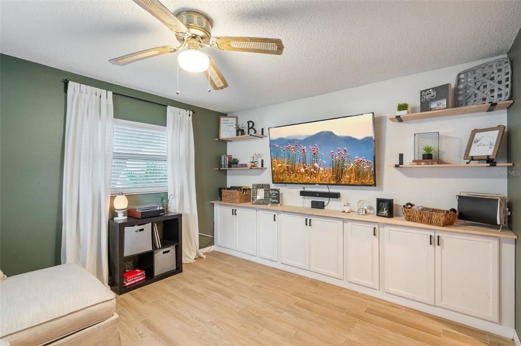 待售: $449,500 (3 贝兹, 2 浴室, 1664 平方英尺)