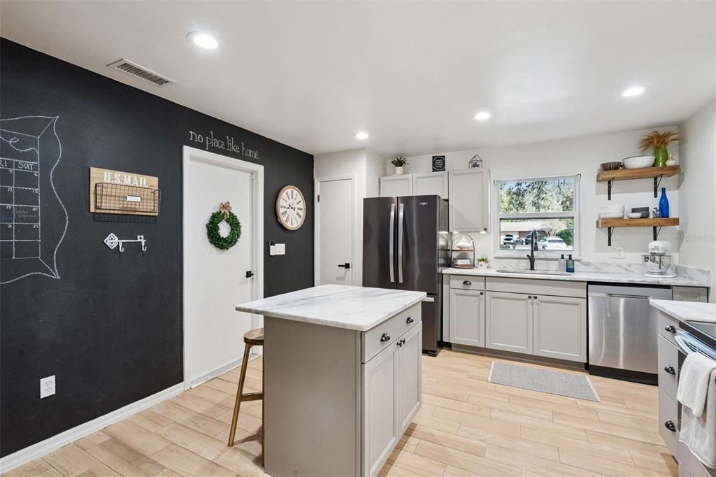 待售: $449,500 (3 贝兹, 2 浴室, 1664 平方英尺)