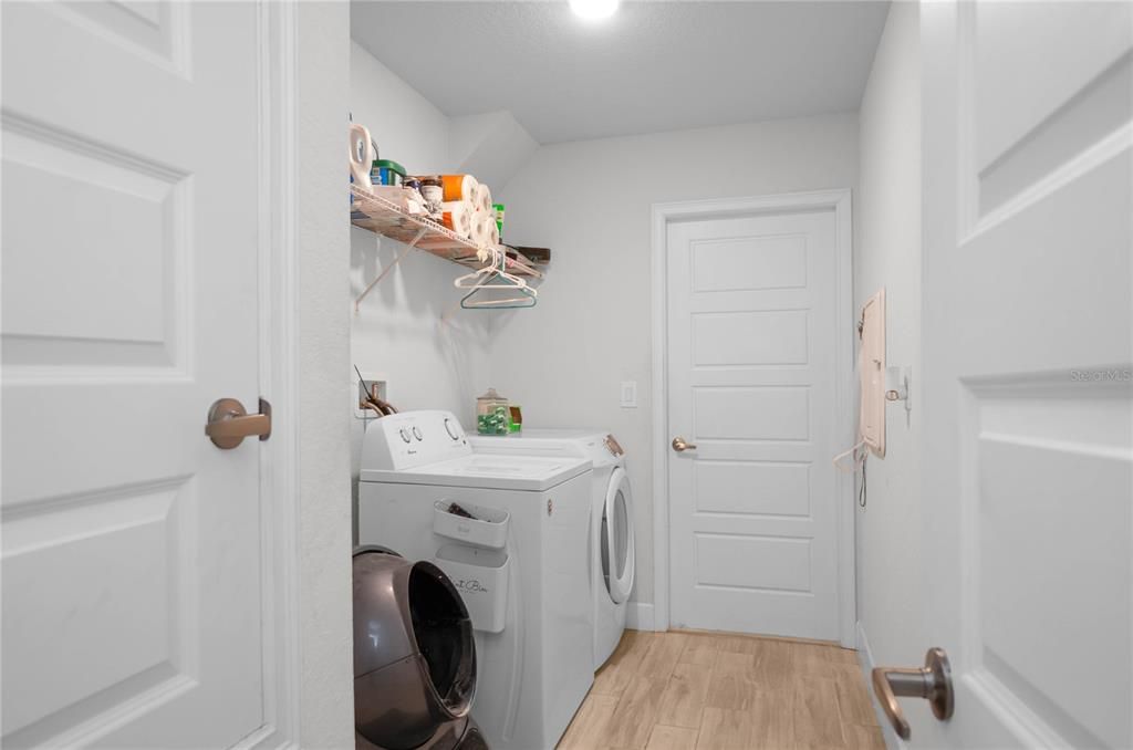 待售: $280,000 (3 贝兹, 2 浴室, 1980 平方英尺)