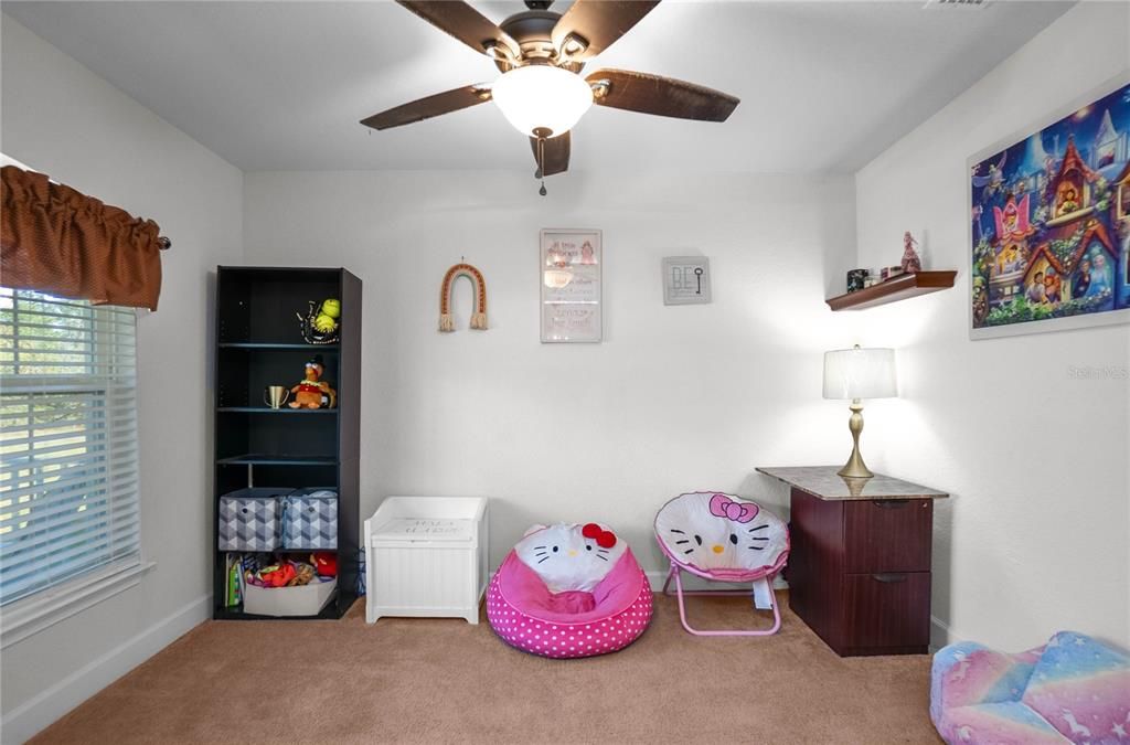 待售: $280,000 (3 贝兹, 2 浴室, 1980 平方英尺)