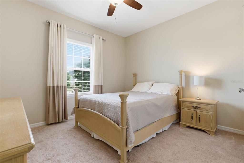 待售: $470,000 (4 贝兹, 3 浴室, 2403 平方英尺)