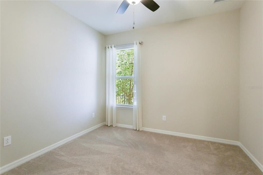 待售: $470,000 (4 贝兹, 3 浴室, 2403 平方英尺)