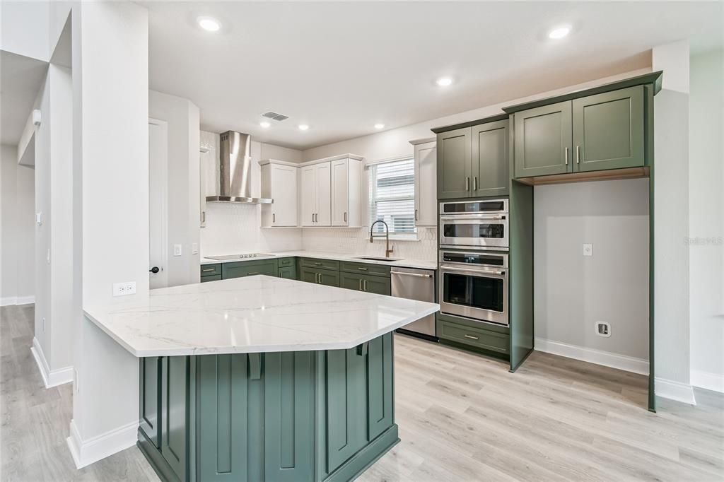 For Sale: $699,990 (4 beds, 3 baths, 2473 Square Feet)