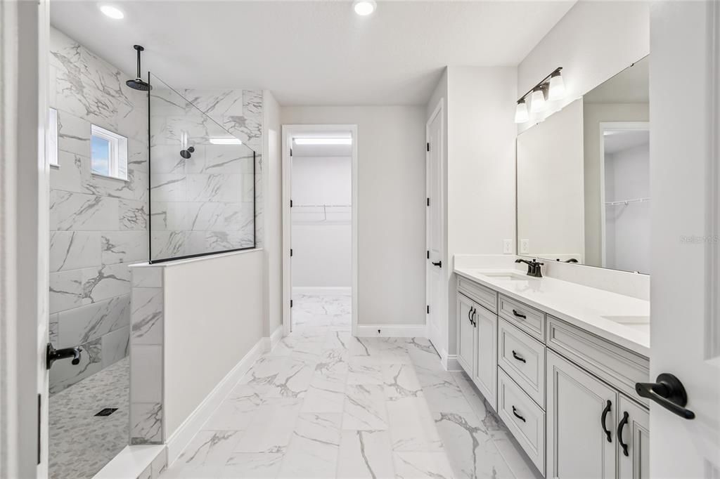 For Sale: $699,990 (4 beds, 3 baths, 2473 Square Feet)