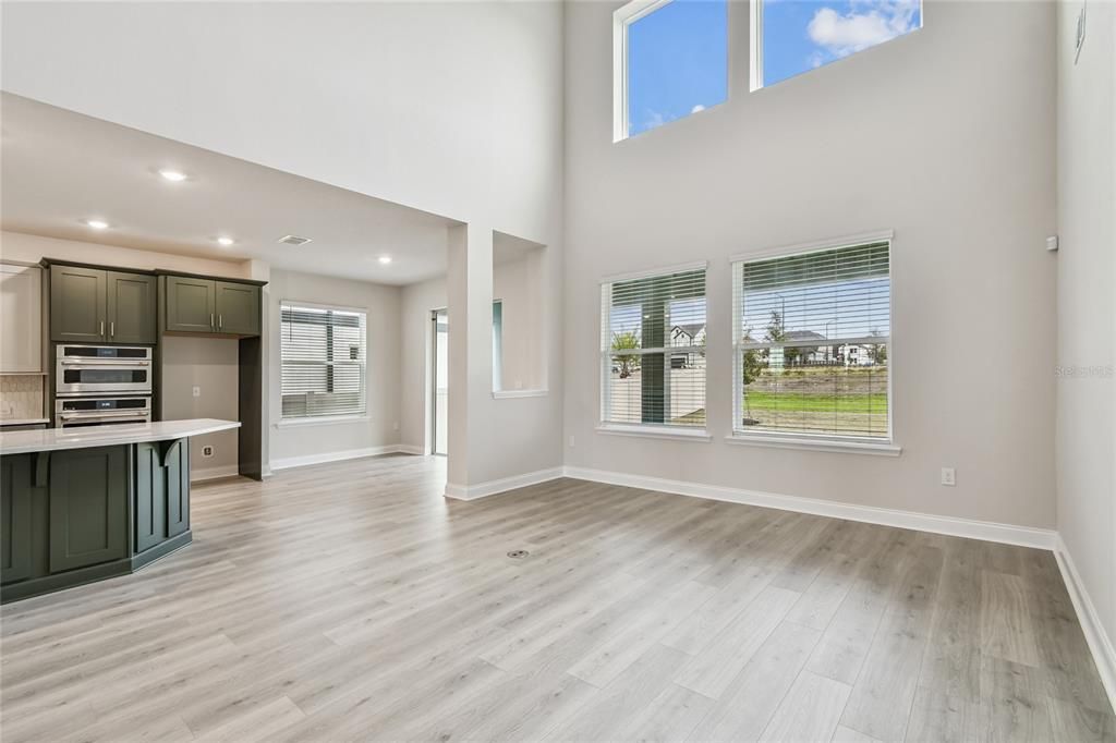 For Sale: $699,990 (4 beds, 3 baths, 2473 Square Feet)