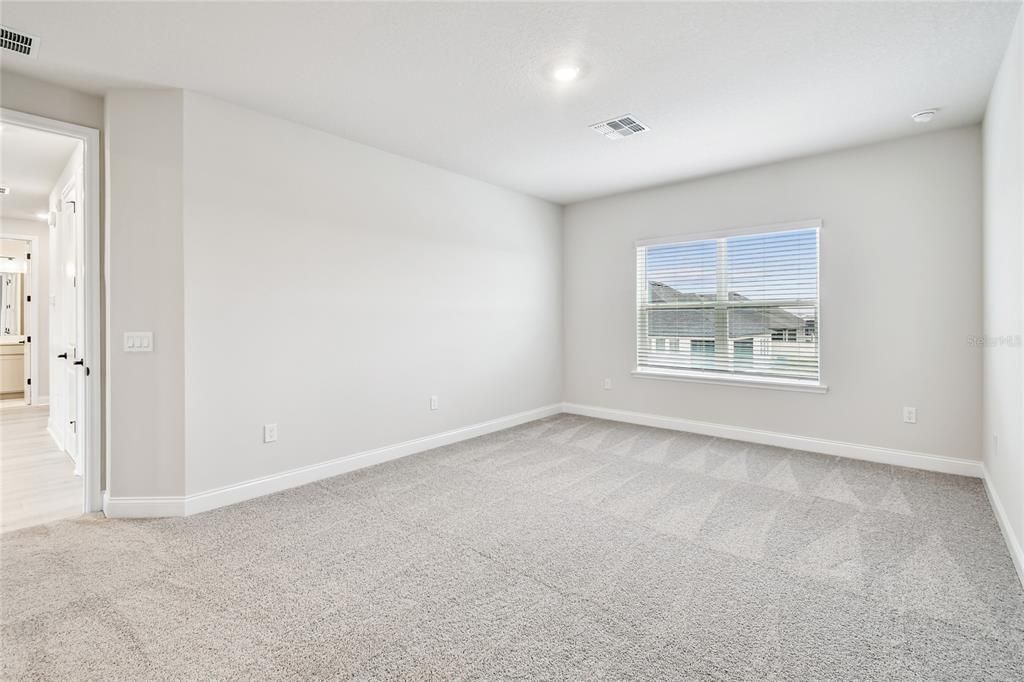 For Sale: $699,990 (4 beds, 3 baths, 2473 Square Feet)