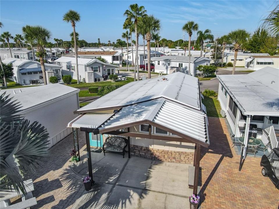 For Sale: $144,000 (1 beds, 1 baths, 656 Square Feet)