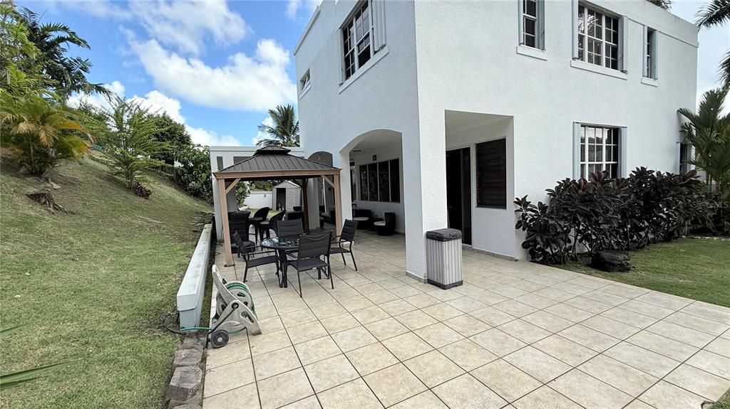 For Sale: $725,000 (4 beds, 2 baths, 0 Square Feet)