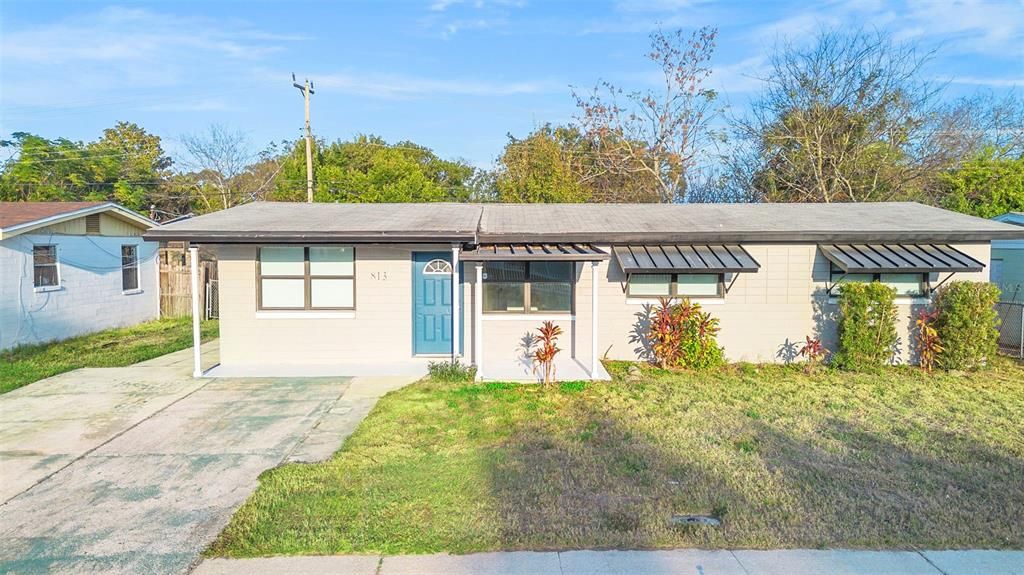 For Sale: $215,000 (4 beds, 2 baths, 1127 Square Feet)