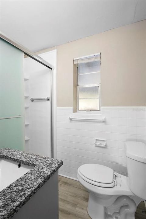 For Sale: $215,000 (4 beds, 2 baths, 1127 Square Feet)