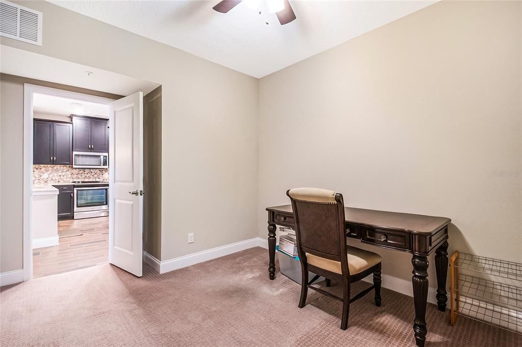 For Sale: $449,995 (2 beds, 2 baths, 1486 Square Feet)