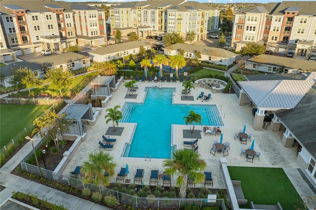 For Sale: $449,995 (2 beds, 2 baths, 1486 Square Feet)