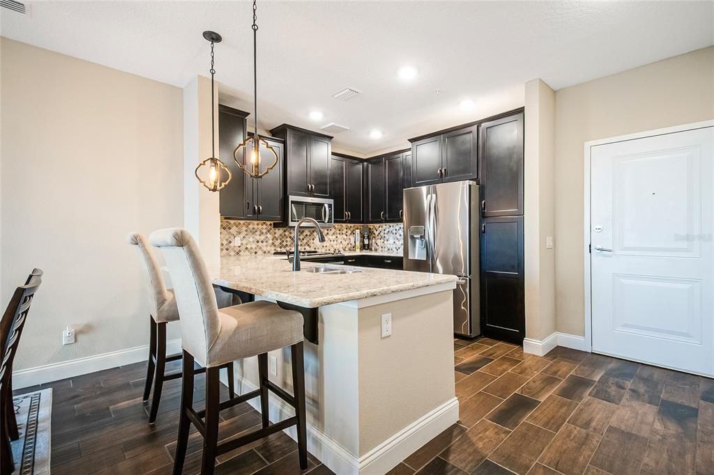 For Sale: $449,995 (2 beds, 2 baths, 1486 Square Feet)