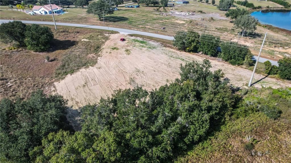 En Venta: $550,000 (3.13 acres)