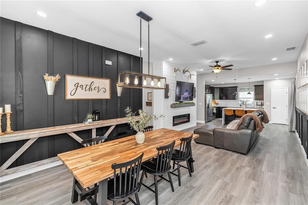 待售: $384,999 (3 贝兹, 2 浴室, 1600 平方英尺)