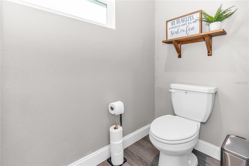 待售: $384,999 (3 贝兹, 2 浴室, 1600 平方英尺)