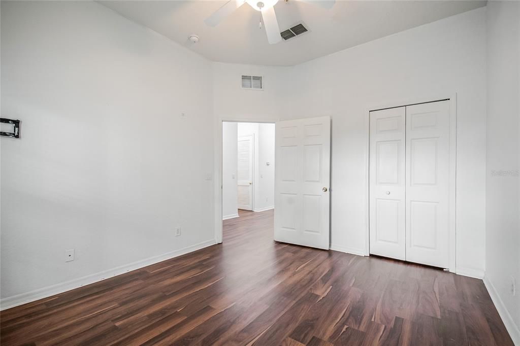 En Venta: $189,900 (3 camas, 2 baños, 1227 Pies cuadrados)