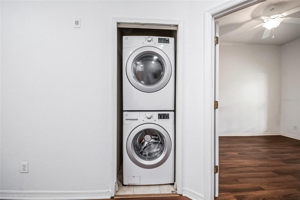 En Venta: $189,900 (3 camas, 2 baños, 1227 Pies cuadrados)