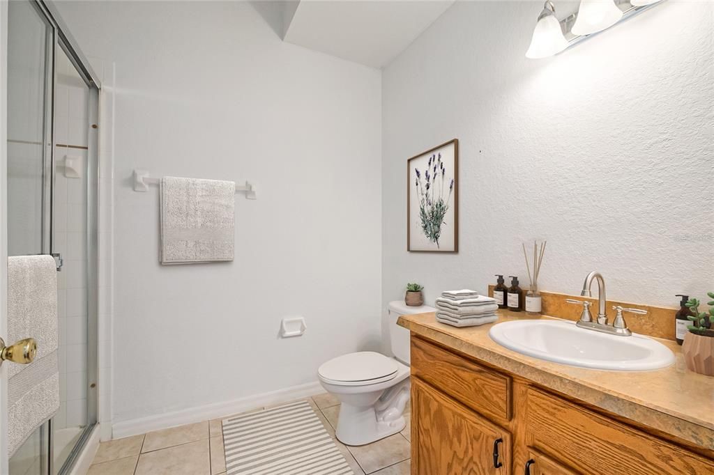 En Venta: $189,900 (3 camas, 2 baños, 1227 Pies cuadrados)