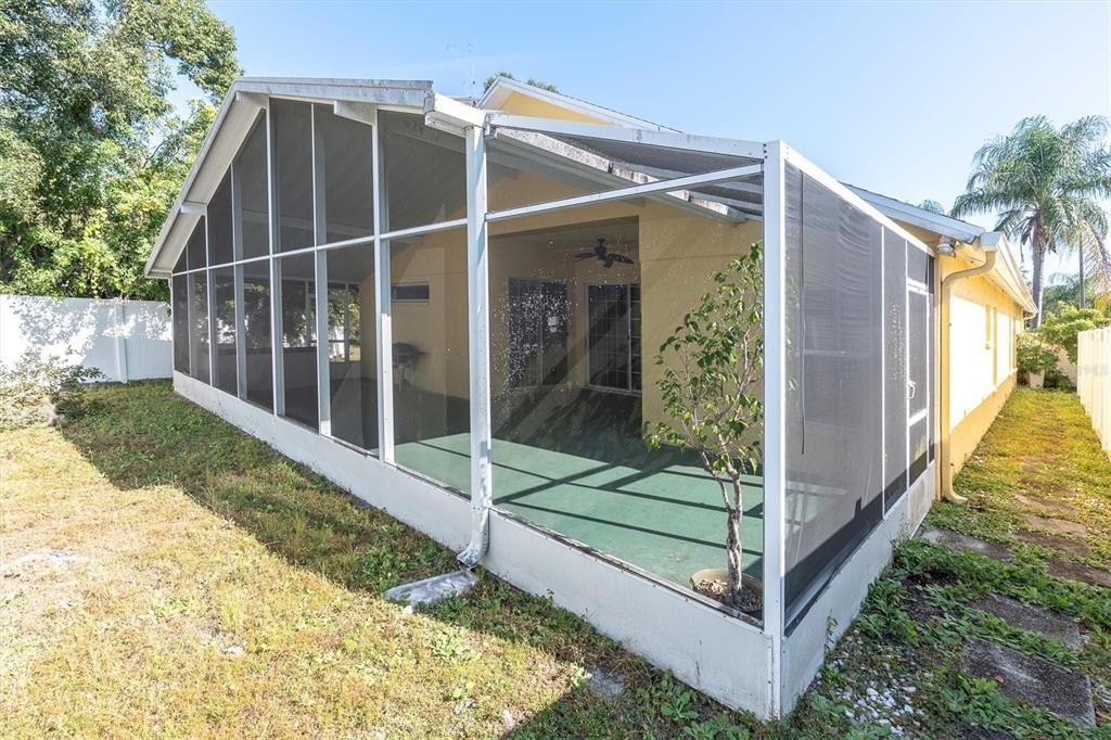 待售: $415,000 (4 贝兹, 2 浴室, 2024 平方英尺)