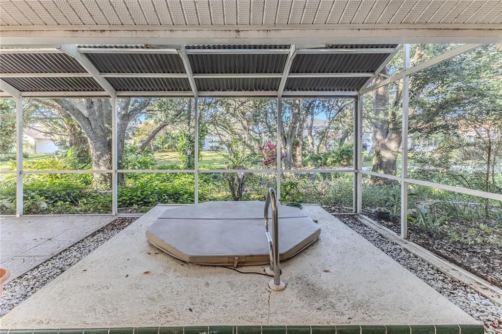 待售: $350,000 (2 贝兹, 2 浴室, 2038 平方英尺)