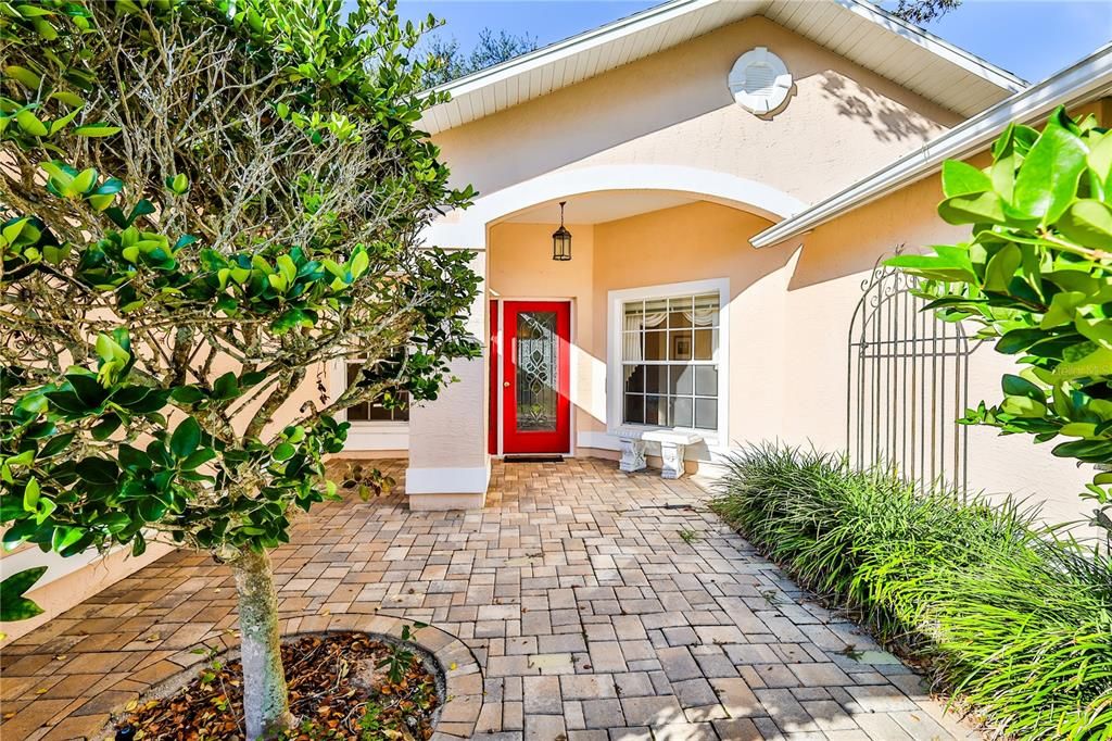 待售: $350,000 (2 贝兹, 2 浴室, 2038 平方英尺)