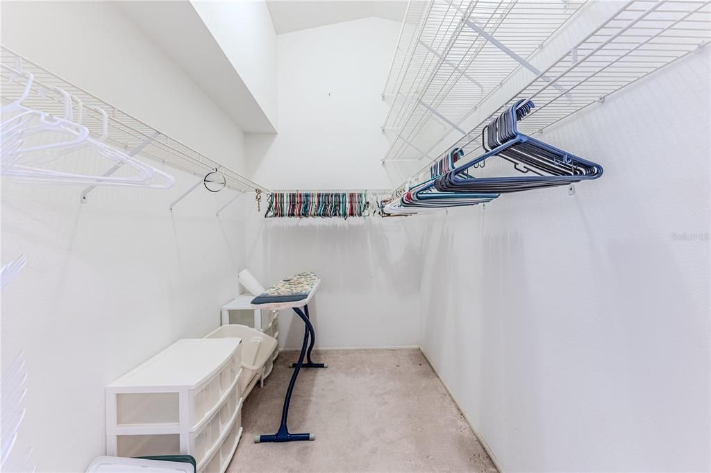 待售: $350,000 (2 贝兹, 2 浴室, 2038 平方英尺)