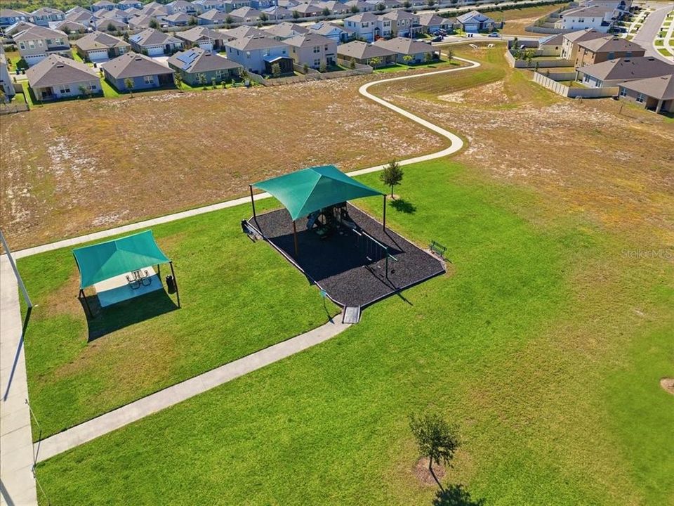 待售: $365,000 (3 贝兹, 2 浴室, 1669 平方英尺)