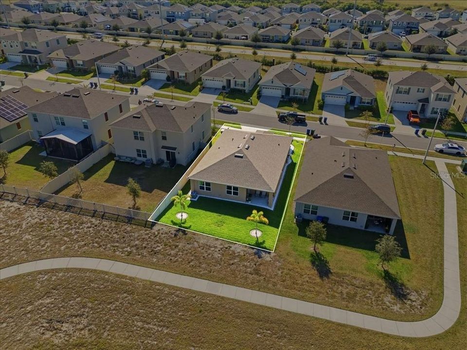 待售: $365,000 (3 贝兹, 2 浴室, 1669 平方英尺)