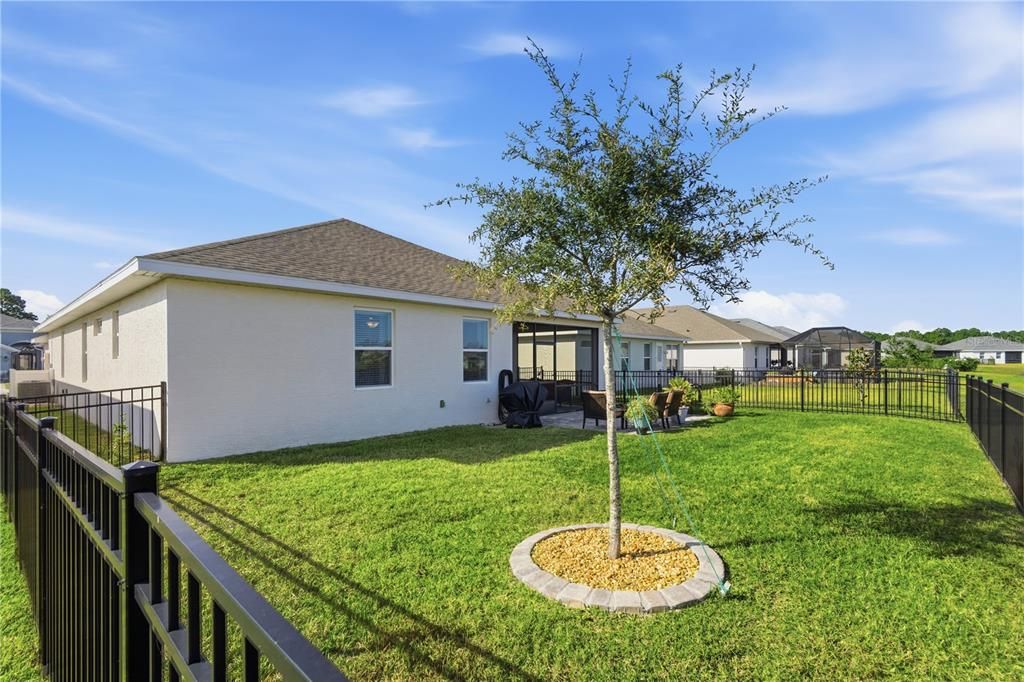 For Sale: $459,900 (3 beds, 2 baths, 2024 Square Feet)