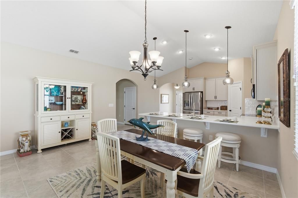 For Sale: $459,900 (3 beds, 2 baths, 2024 Square Feet)