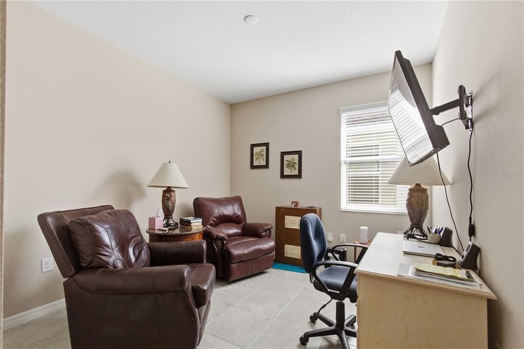 For Sale: $459,900 (3 beds, 2 baths, 2024 Square Feet)