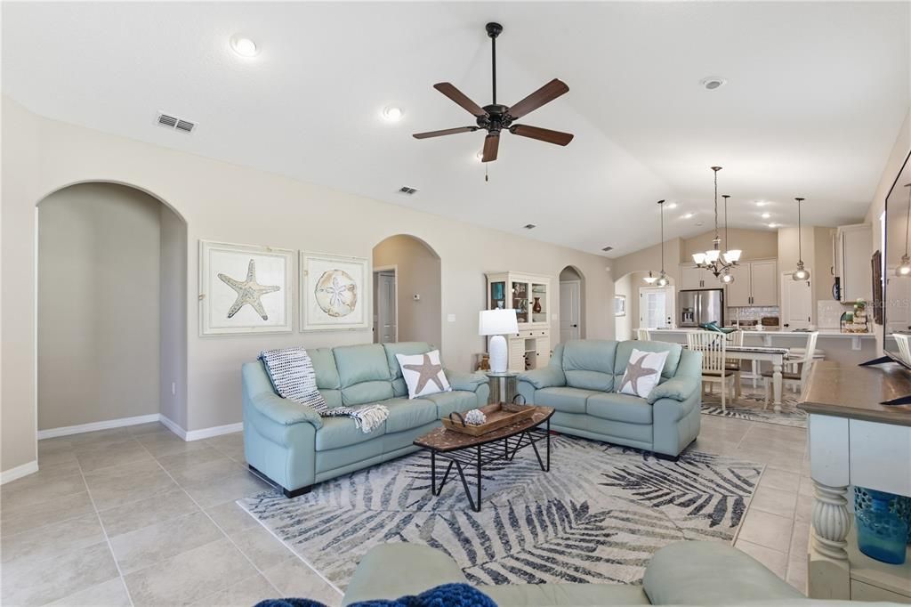 For Sale: $459,900 (3 beds, 2 baths, 2024 Square Feet)