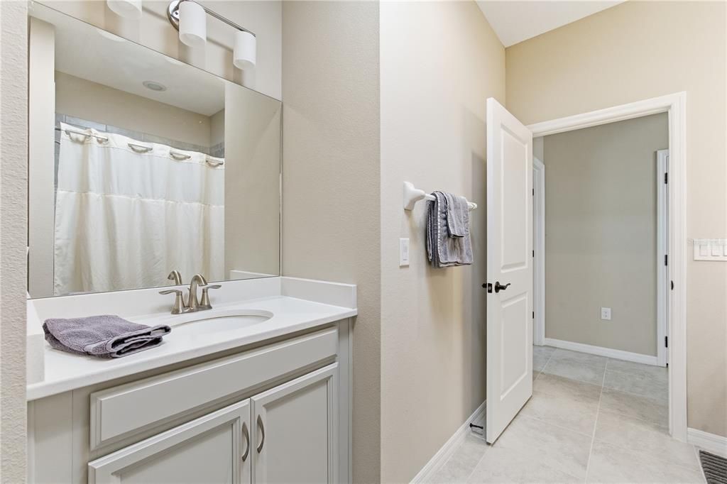 For Sale: $459,900 (3 beds, 2 baths, 2024 Square Feet)