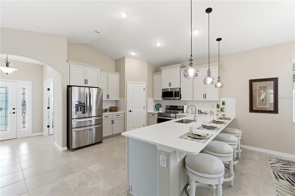 For Sale: $459,900 (3 beds, 2 baths, 2024 Square Feet)