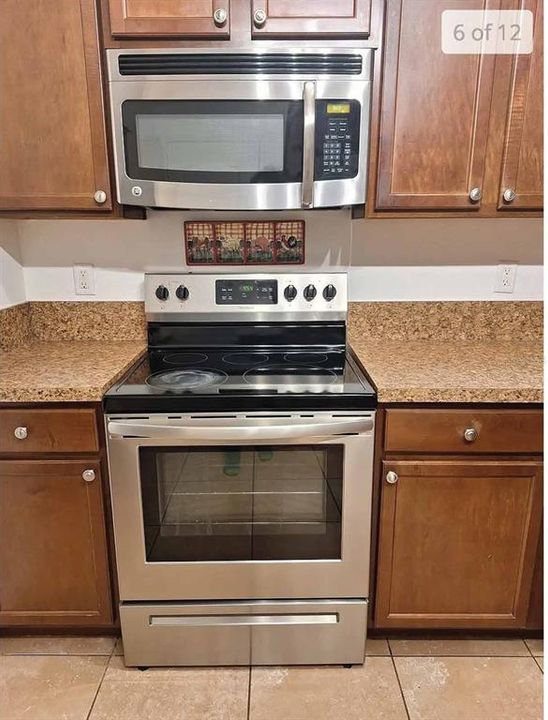 For Rent: $1,700 (2 beds, 3 baths, 1056 Square Feet)