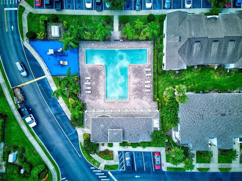 For Rent: $1,700 (2 beds, 3 baths, 1056 Square Feet)