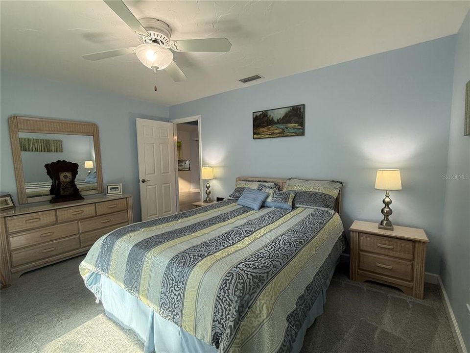 待售: $525,000 (3 贝兹, 2 浴室, 2052 平方英尺)