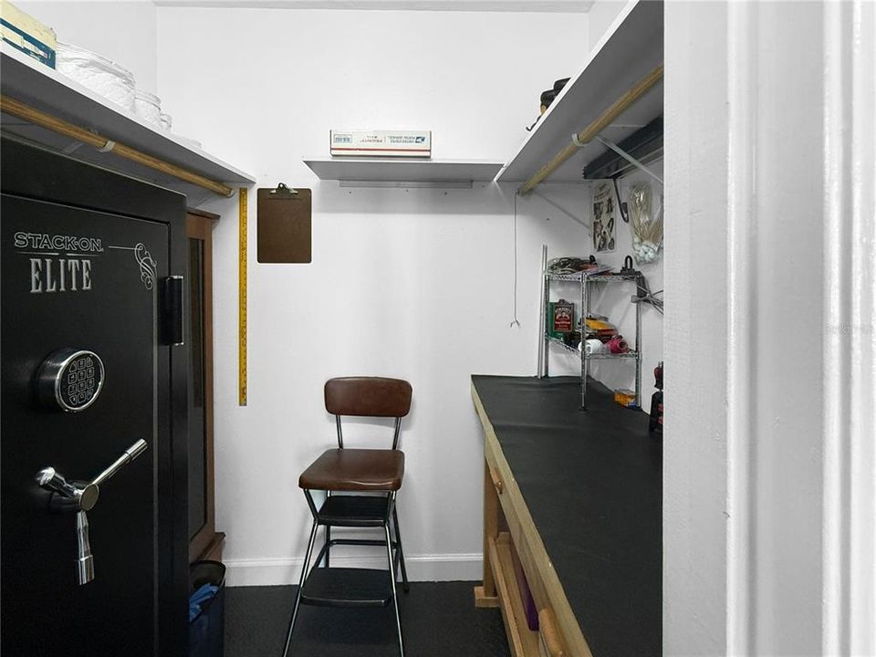 待售: $525,000 (3 贝兹, 2 浴室, 2052 平方英尺)