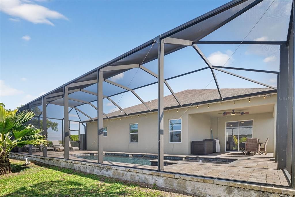 На продажу: $579,999 (3 спален, 2 ванн, 2067 Квадратных фут)