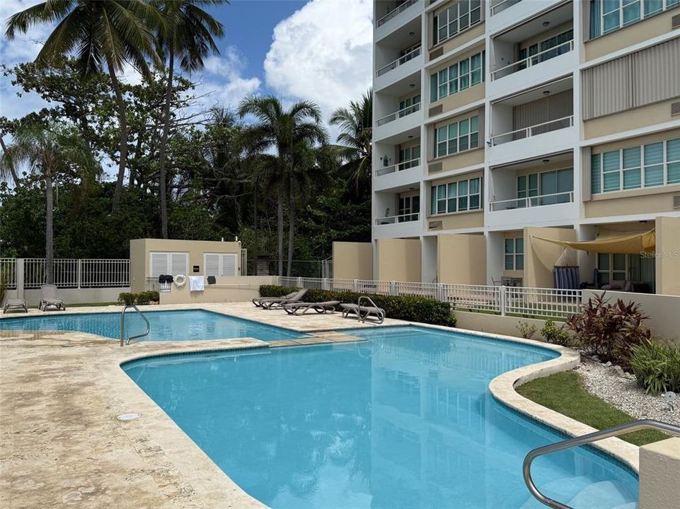 For Rent: $1,500 (1 beds, 1 baths, 671 Square Feet)