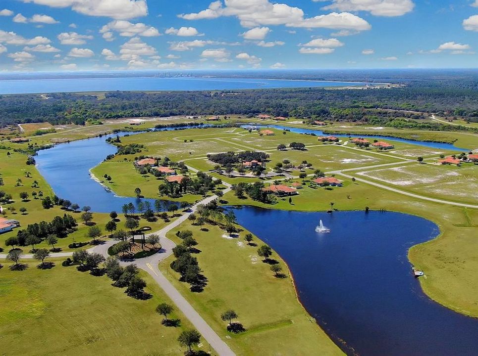 For Sale: $975,000 (4 beds, 4 baths, 3158 Square Feet)