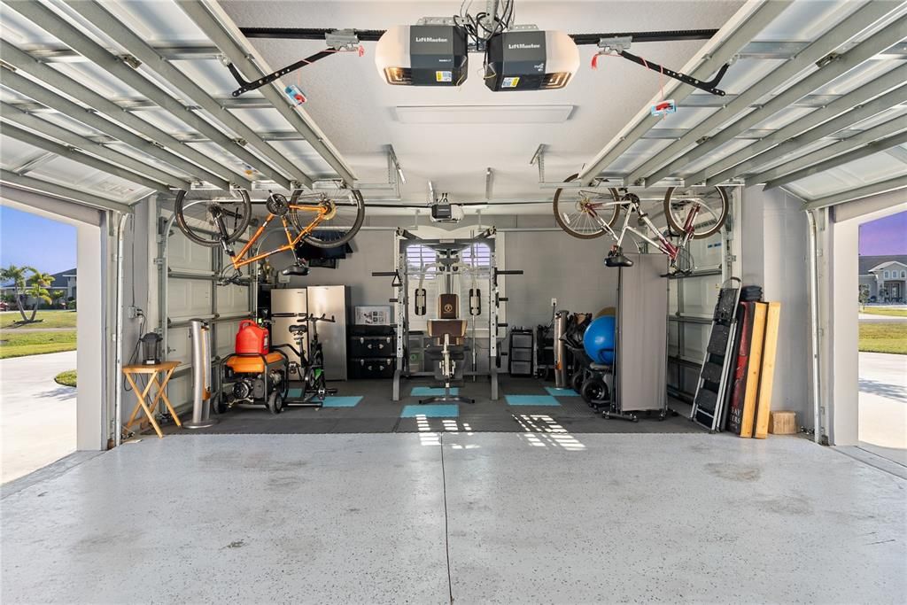 For Sale: $975,000 (4 beds, 4 baths, 3158 Square Feet)