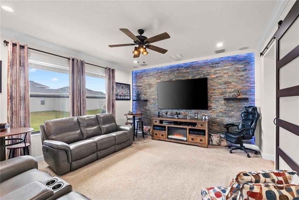 For Sale: $975,000 (4 beds, 4 baths, 3158 Square Feet)