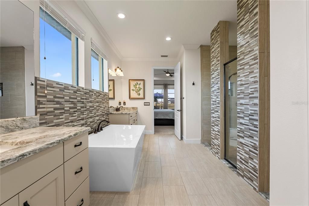 For Sale: $975,000 (4 beds, 4 baths, 3158 Square Feet)