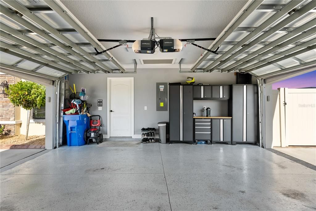 For Sale: $975,000 (4 beds, 4 baths, 3158 Square Feet)